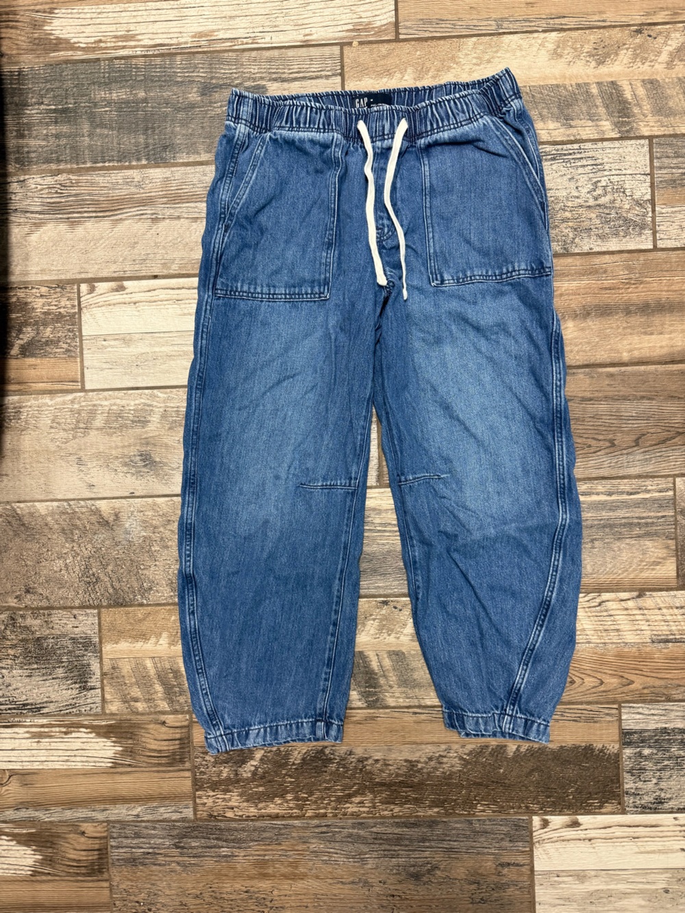 GAP Women’s Medium Blue Boyfriend Denim Joggers